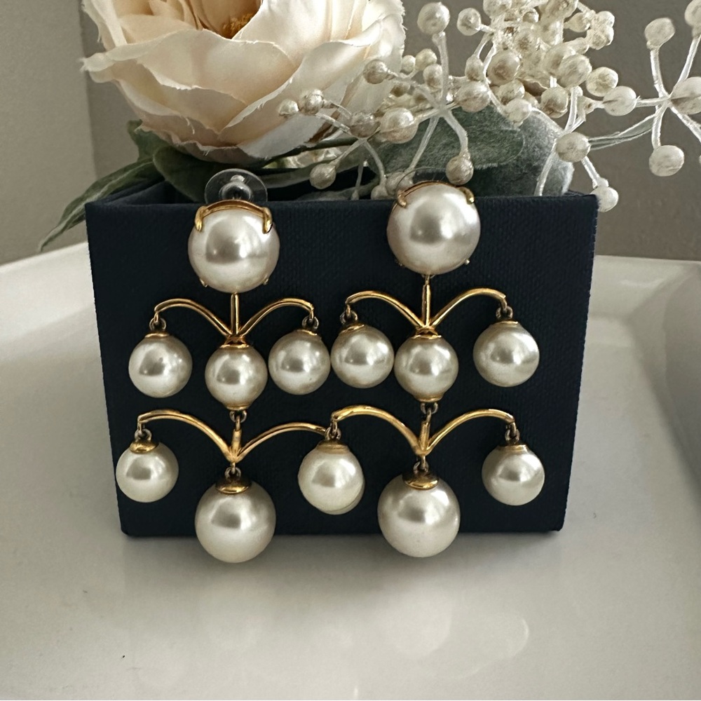 LELE SADOUGHI Ashford Pearl Chandelier Earrings - Picture 2 of 11